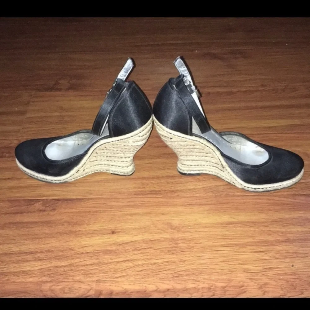 ❤️ BCBGirls Keg black satin espadrille wedges‎ ~ 7